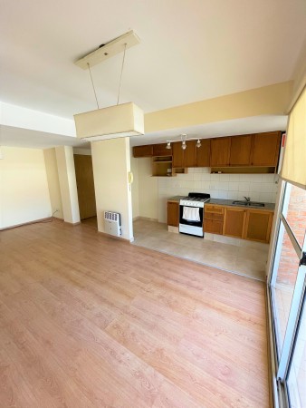 Departamento tipo Semipiso de 1 dormitorio JM Rosas al 1300