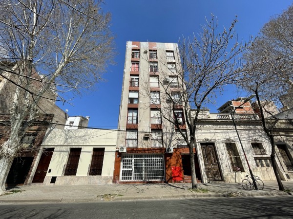 Monoambiente en Oportunidad, Riobamba al 800, Abasto. 
