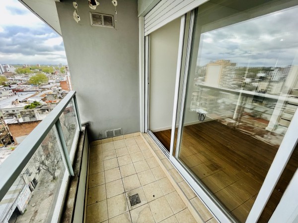 Departamento 1 dormi balcon externo Zona Terminal Echesortu Rioja 3500