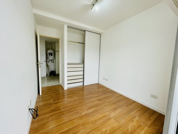 Departamento 1 dormi balcon externo Zona Terminal Echesortu Rioja 3500