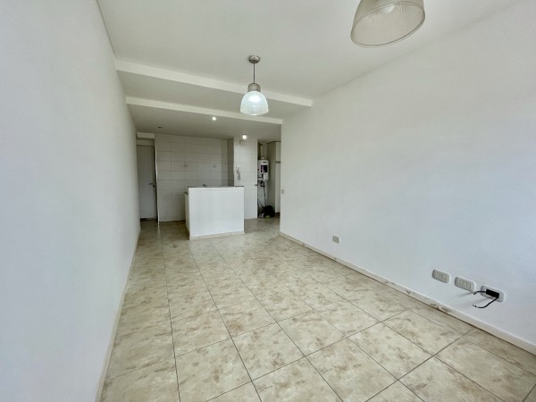 Departamento 1 dormi balcon externo Zona Terminal Echesortu Rioja 3500